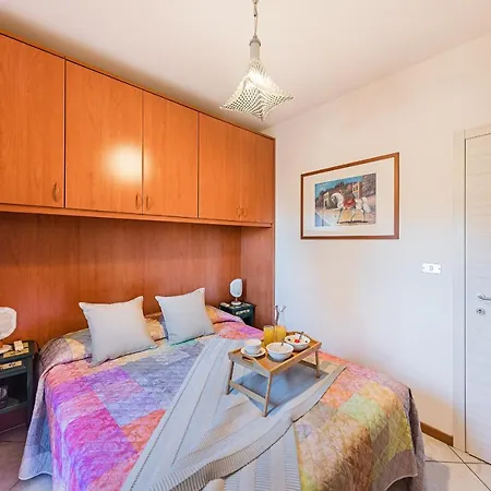 Apartment Punta Gro' P1 7 By Wonderful Italy Sirmione